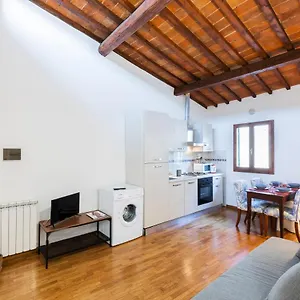 https://san-lorenzo-central-market-view.it-tuscanyhotel.com