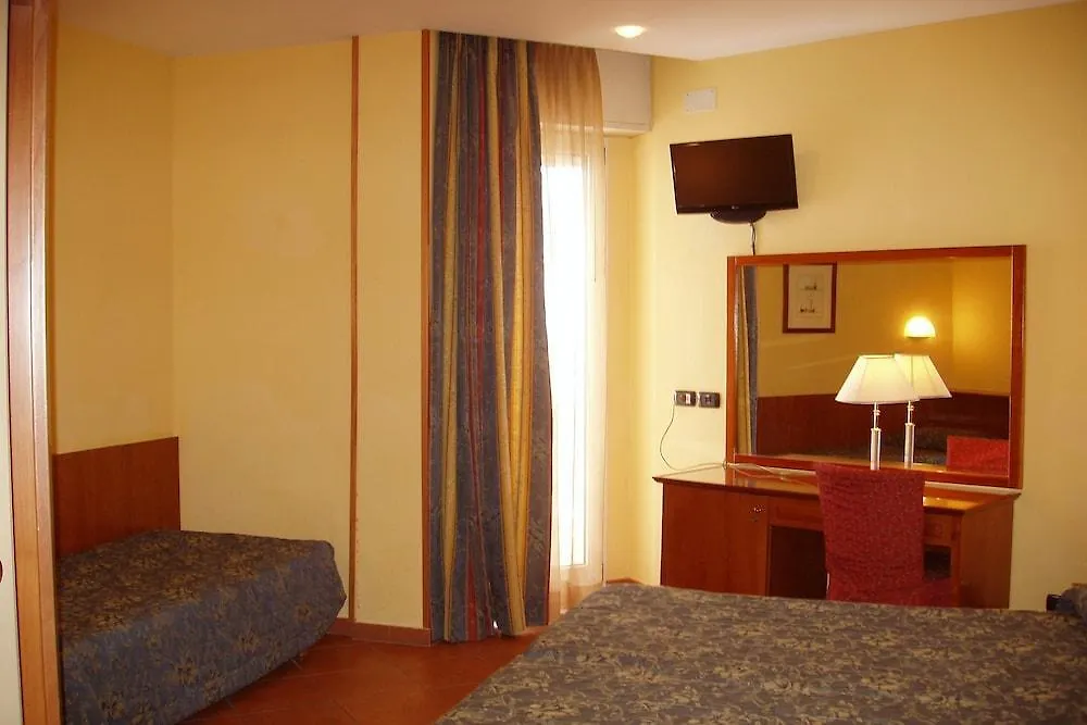 Hotel Audi Frontemare Rimini