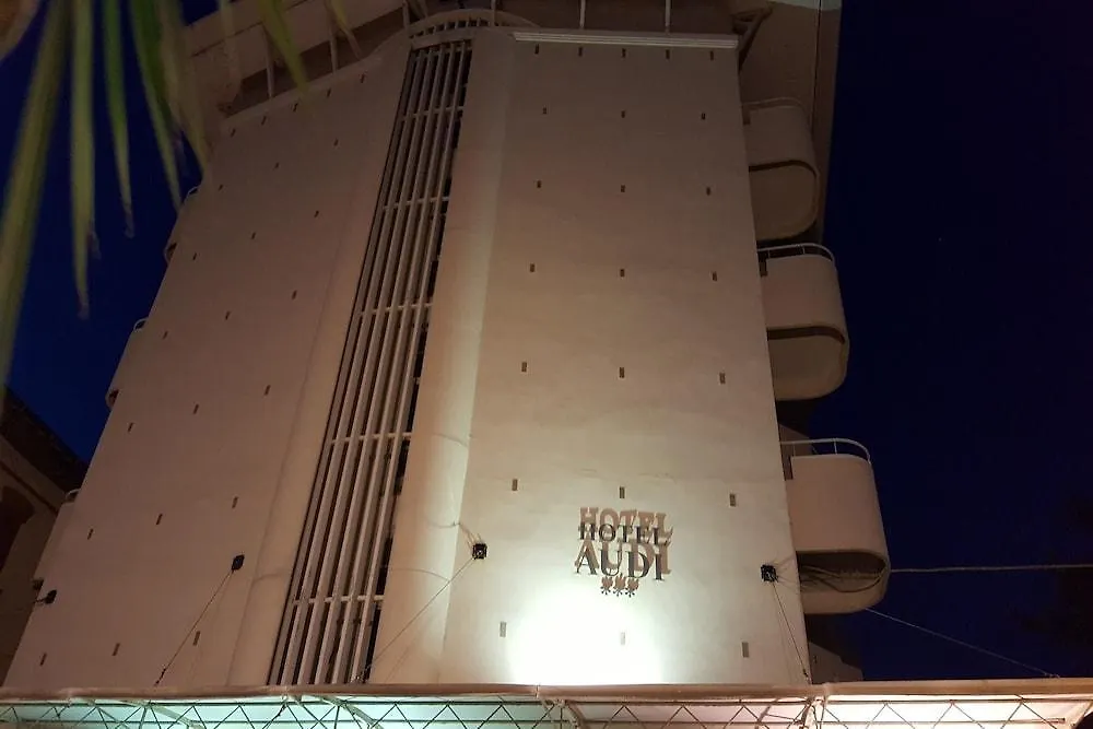 Hotel Audi Frontemare Rimini Italië