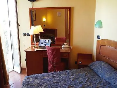 Hotel Audi Frontemare Rimini